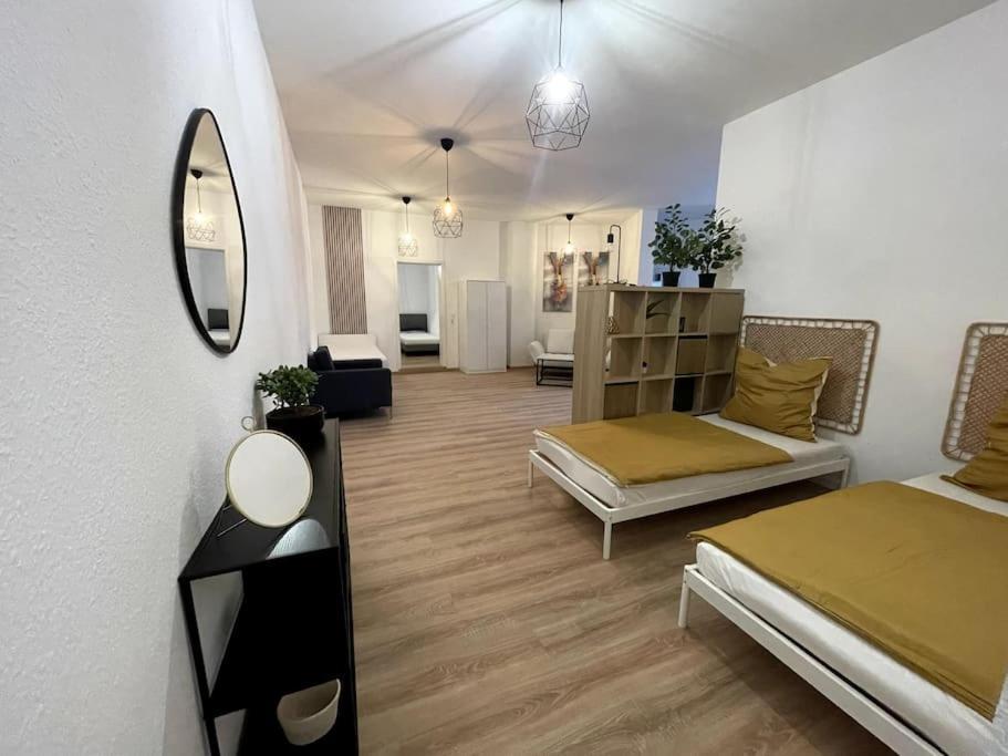 150Qm - 5 Rooms - Free Parking - Mallibase Apartments 하노버 외부 사진