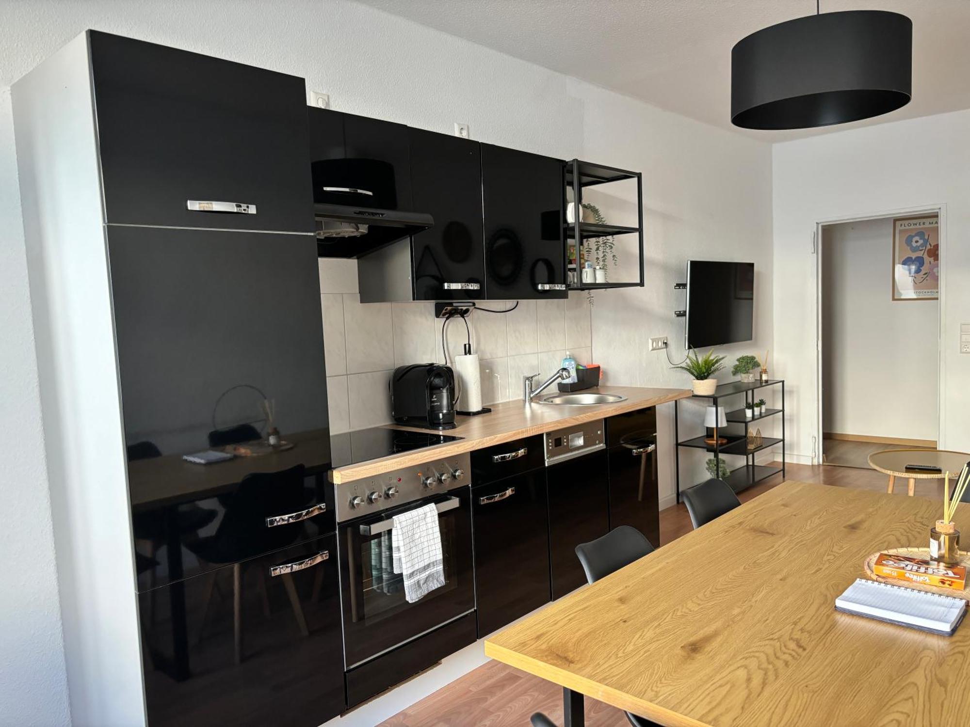 150Qm - 5 Rooms - Free Parking - Mallibase Apartments 하노버 외부 사진